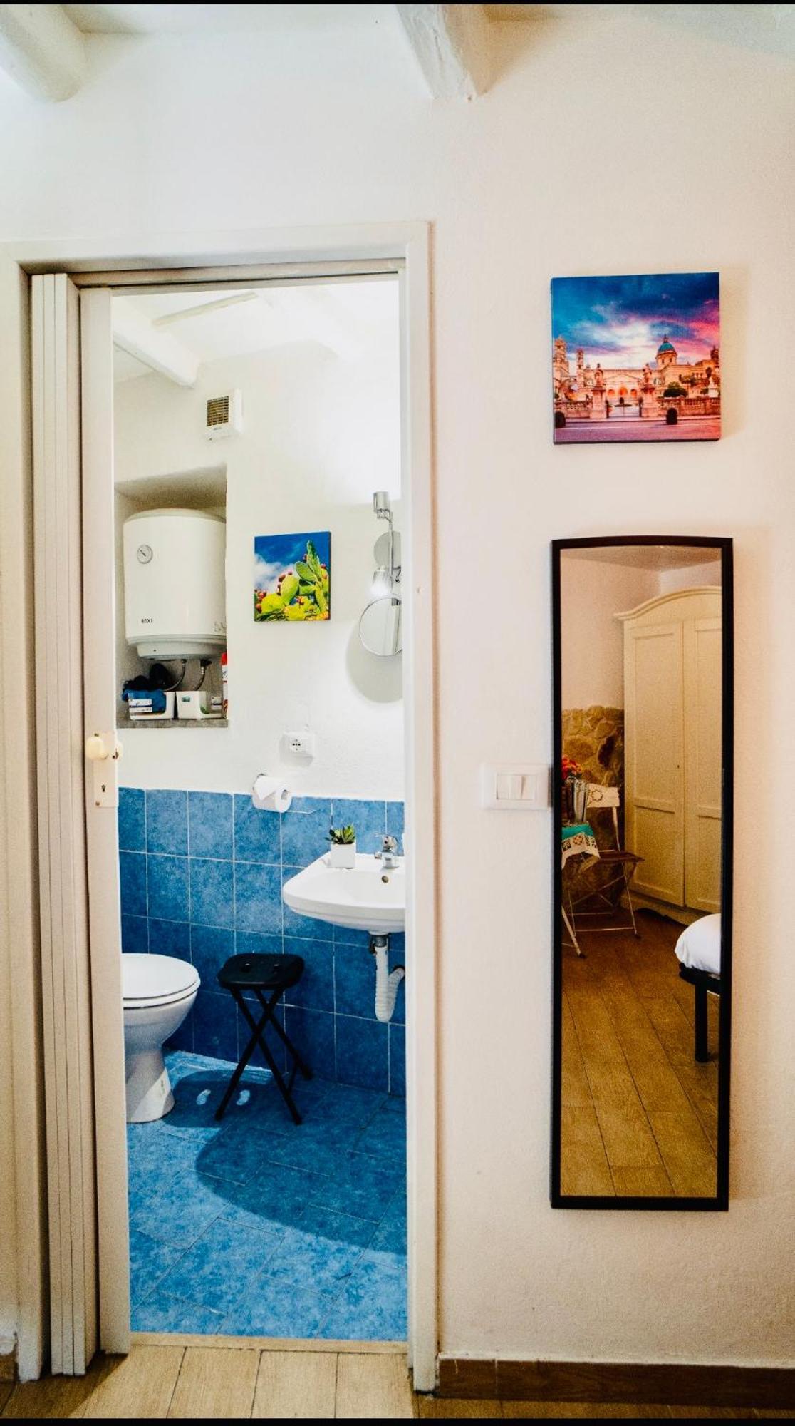 Albergheria Little Home Palermo Esterno foto