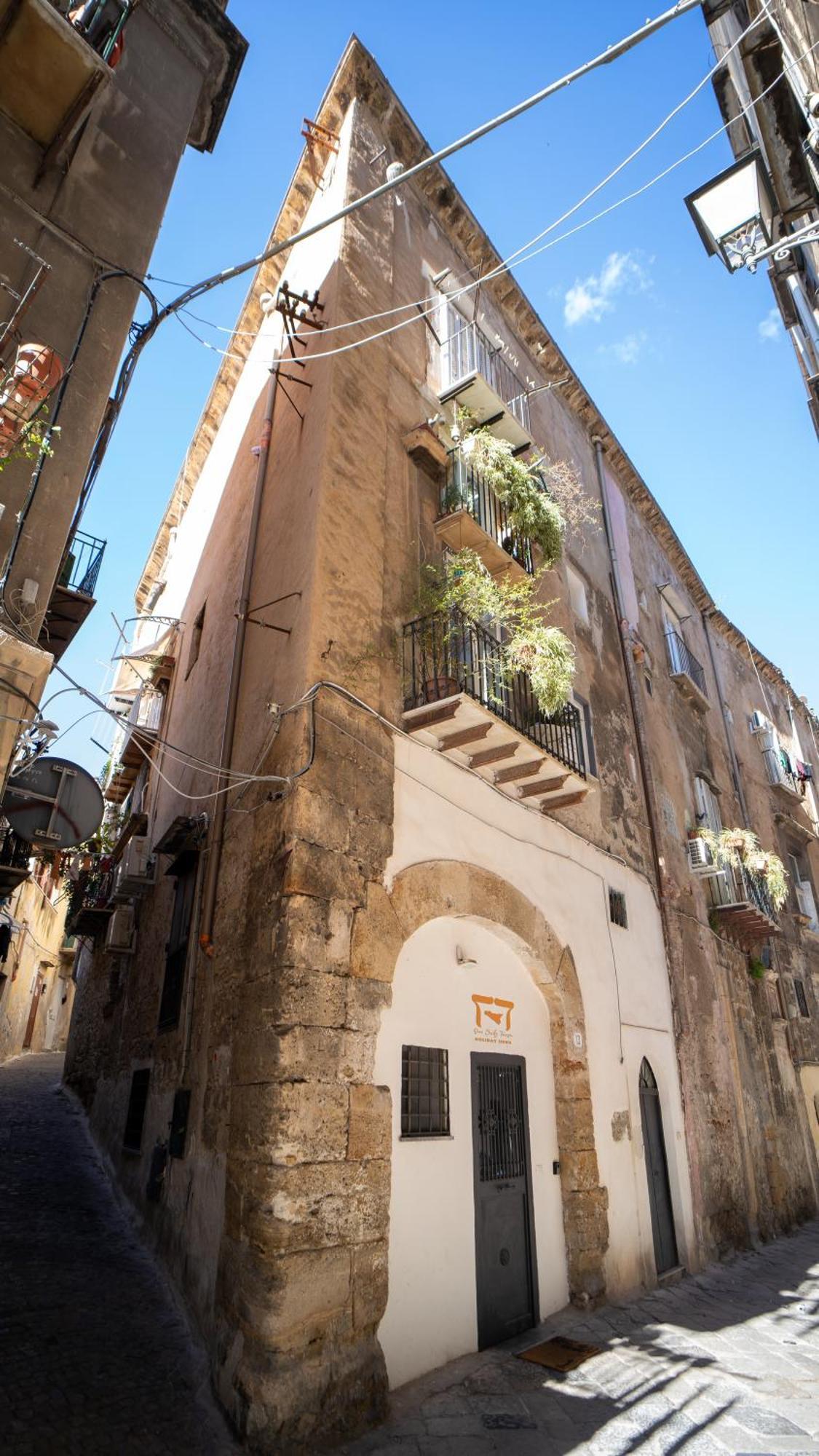 Albergheria Little Home Palermo Esterno foto